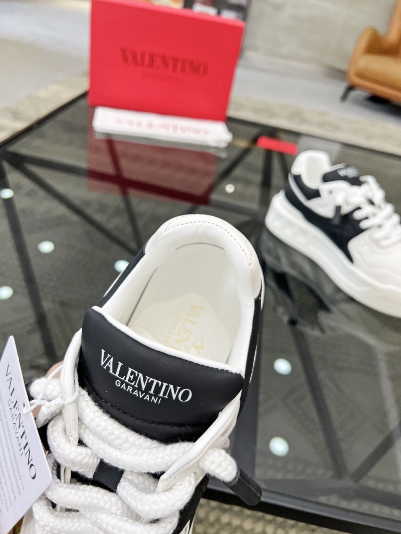 Valentino Sneakers